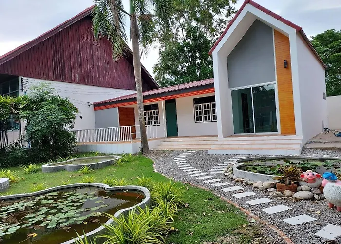 Banrainaifun โรงแรม 3*
